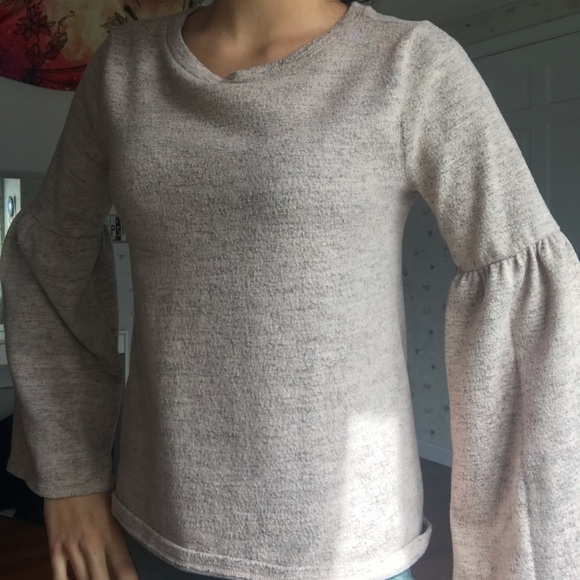 Light pink top - Picture 2 of 2